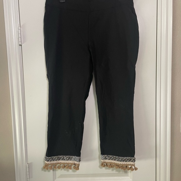 Chico's Black So Slimming Crop Pants With Tassel Frringe - Picture 1 of 5
